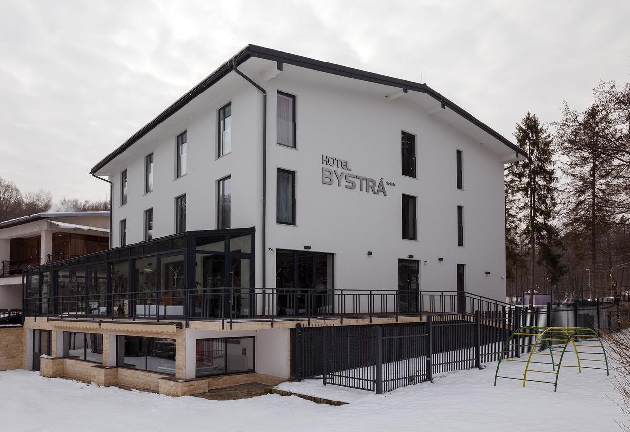 Hotel Bystra Snina Zewnętrze zdjęcie
