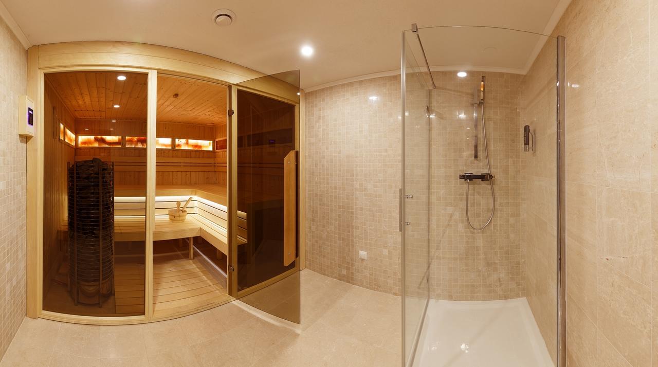 Hotel Bystra Snina Zewnętrze zdjęcie